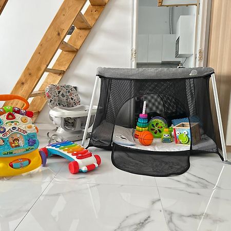 Mark Suite B8 Фуэнхирола Экстерьер фото