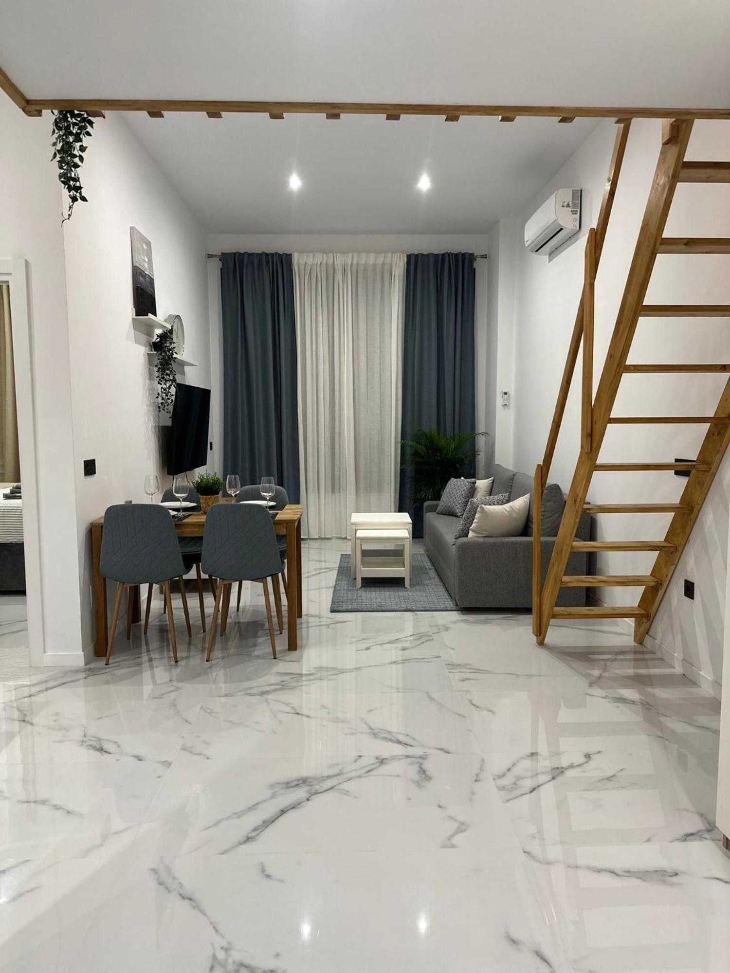 Mark Suite B8 Фуэнхирола Экстерьер фото