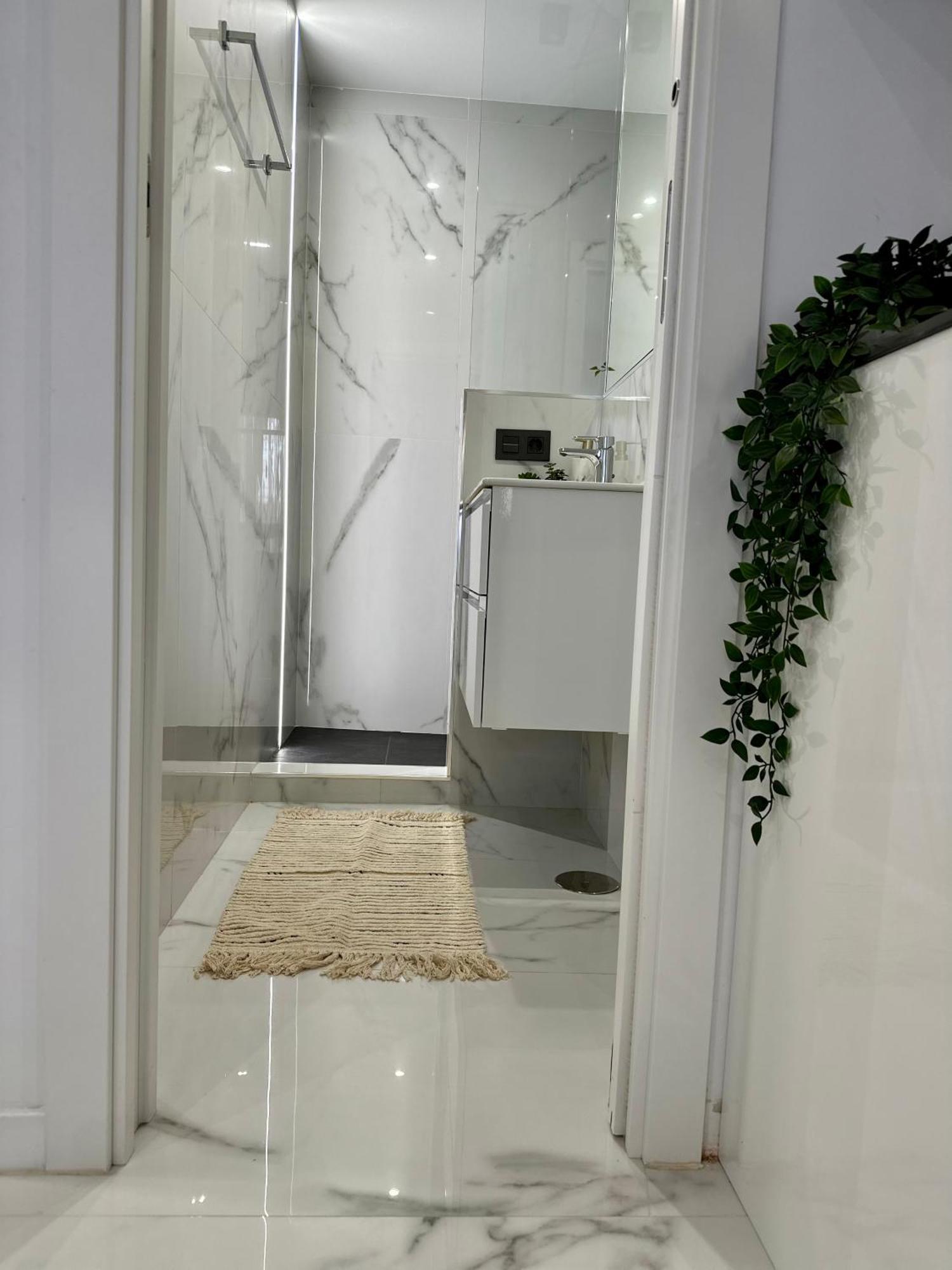 Mark Suite B8 Фуэнхирола Экстерьер фото